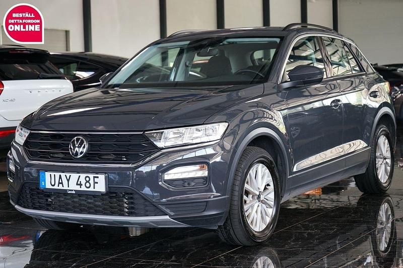Grå Begagnad 2021 VW T-Roc SUV | 184 500 kr (Superpris) - Bild 1/4