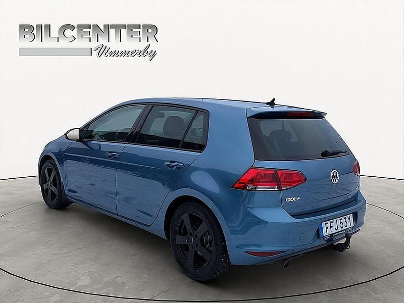 Begagnad VW Golf VII 105 HK (77 kW) 2014 Blå Halvkombi