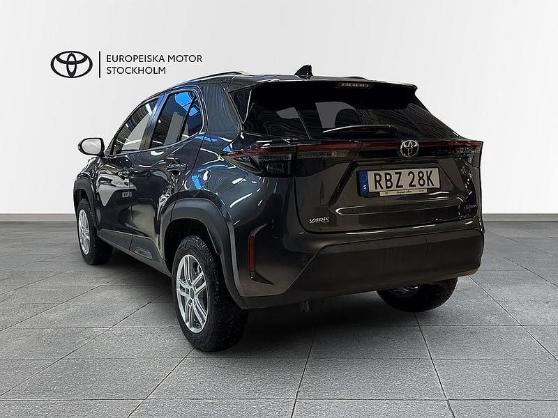 Begagnad Toyota Yaris 2025 Grå Halvkombi
