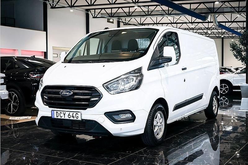 Vit Begagnad 2019 Ford 300 Halvkombi | 169 500 kr - Bild 1/4