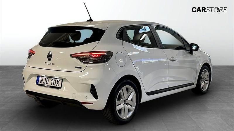 Begagnad Renault Clio V Evolution 143 HK (105 kW) 2024 Vit Halvkombi
