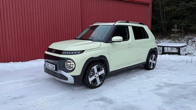 Gul Begagnad 2024 Hyundai Inster Advanced Halvkombi | 322 500 kr - Bild 1/4