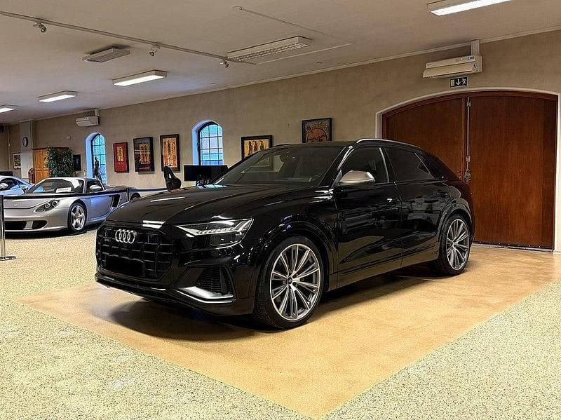 Svart Begagnad 2020 Audi SQ8 SUV | 779 000 kr - Bild 1/4