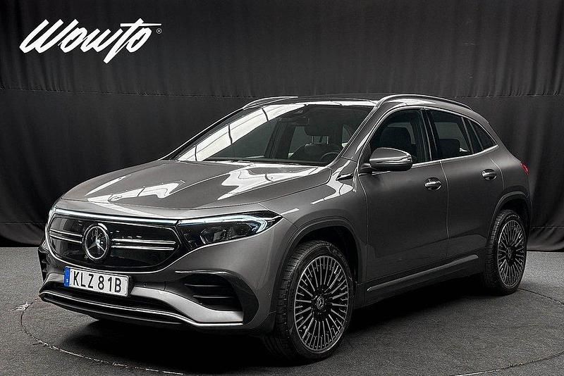 Mörkgrå Begagnad 2022 Mercedes EQA300 AMG SUV | 439 800 kr (Dyr) - Bild 1/3