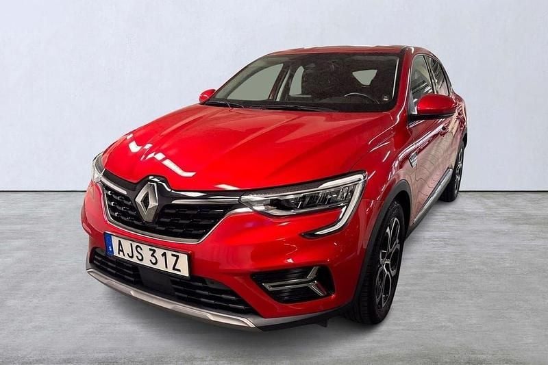 Röd Begagnad 2022 Renault Arkana Intens SUV | 239 900 kr (Marknadspris) - Bild 1/4