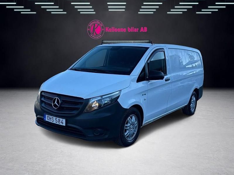 Vit Begagnad 2017 Mercedes Vito Van | 94 900 kr - Bild 1/4
