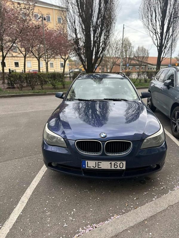 Begagnad 2007 BMW 520 Kombi | 40 000 kr (Marknadspris) - Bild 1/4