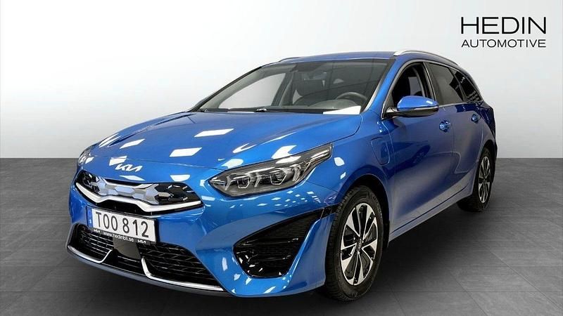 Blå (blue) Begagnad 2023 Kia Ceed Sportswagon Advance Kombi | 269 900 kr (Marknadspris) - Bild 1/4