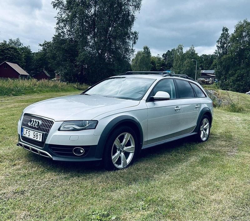 Silver Begagnad 2011 Audi A4 Allroad Comfort Kombi | 87 000 kr (Superpris) - Bild 1/4