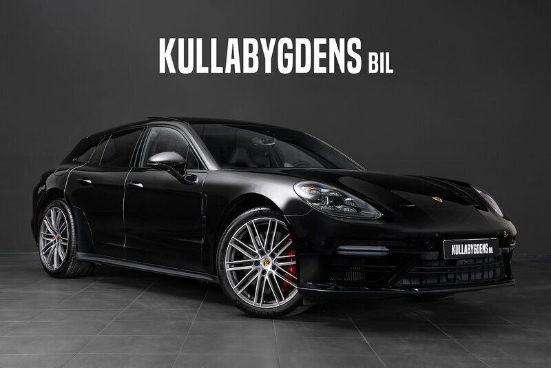 Svart Begagnad 2018 Porsche Panamera Turbo Sport Turismo Sedan | 679 000 kr - Bild 1/4