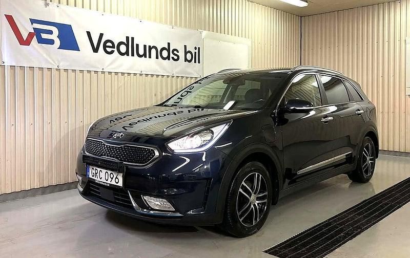 Blå Begagnad 2018 Kia Niro Advance SUV | 174 900 kr (Marknadspris) - Bild 1/4
