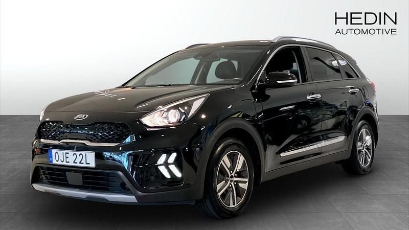 Svart (black) Begagnad 2021 Kia Niro Advance SUV | 239 900 kr (Marknadspris) - Bild 1/4
