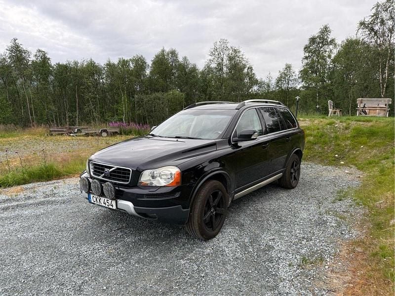 Svart Begagnad 2008 Volvo XC90 SUV | 85 000 kr (Marknadspris) - Bild 1/4
