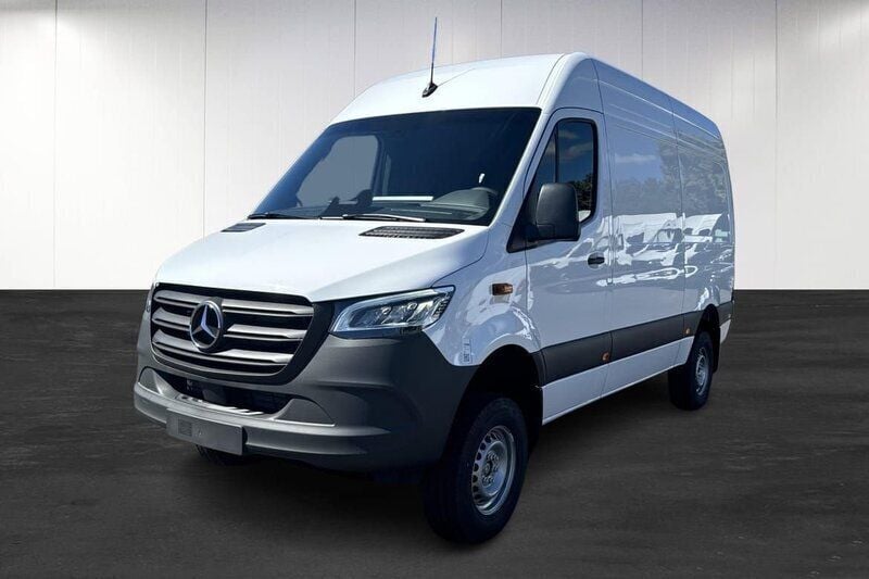 Vit Ny 2025 Mercedes Sprinter Van | 712 500 kr (Bra pris) - Bild 1/4