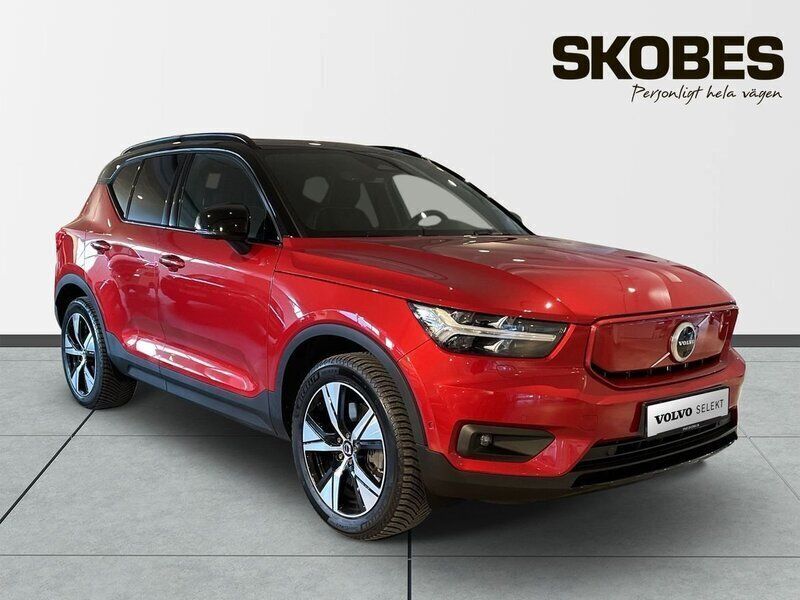 Röd Begagnad 2022 Volvo XC40 Pro SUV | 379 000 kr - Bild 1/3