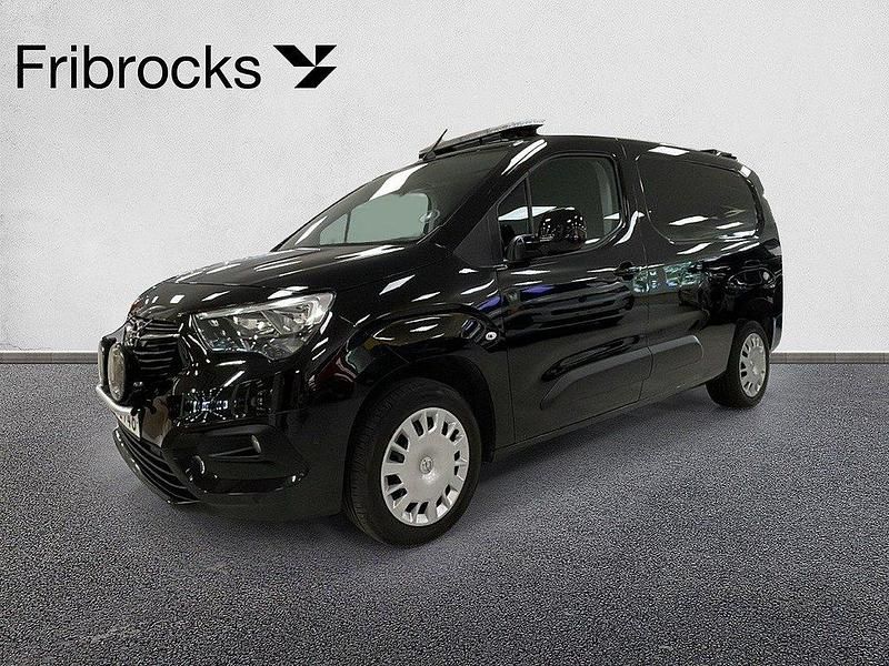 Svart Begagnad 2019 Opel Combo Minibuss | 134 900 kr (Marknadspris) - Bild 1/4