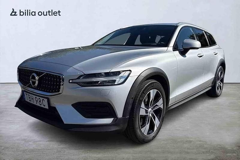 Silver Begagnad 2022 Volvo V60 CC Kombi | 349 900 kr (Dyr) - Bild 1/1