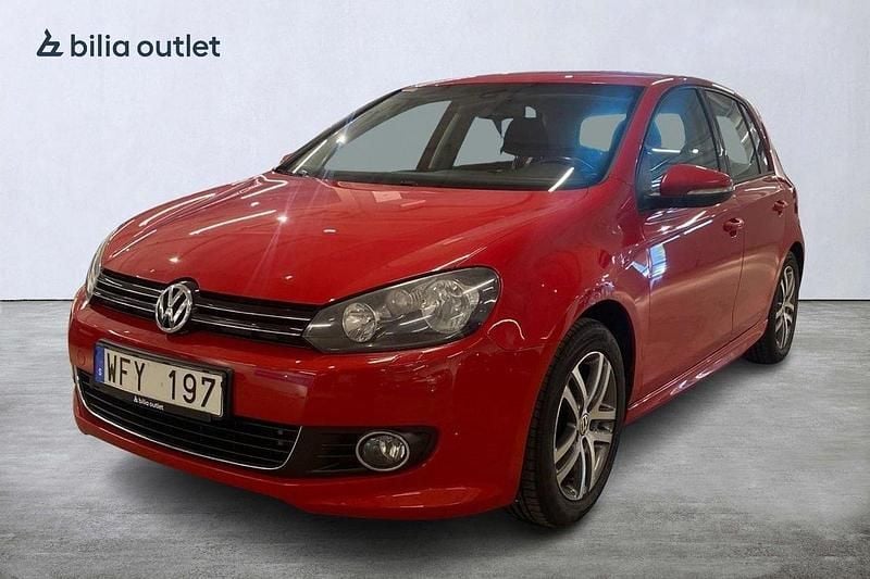 Röd Begagnad 2012 VW Golf VI Halvkombi | 55 000 kr (Marknadspris) - Bild 1/3