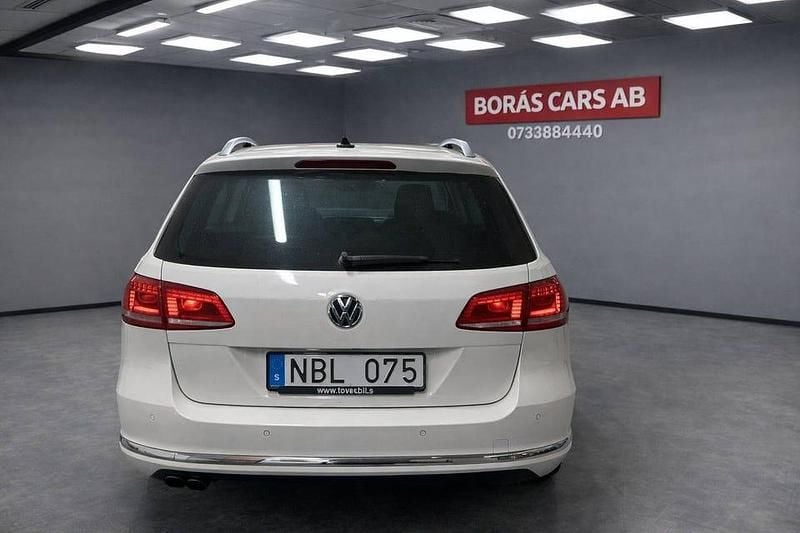 Begagnad VW Passat 150 HK (110 kW) 2012 Vit Kombi