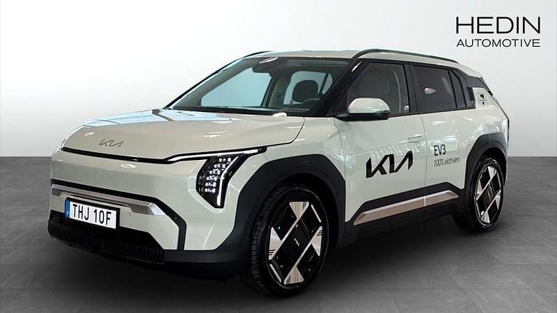 Grön (green) Begagnad 2025 Kia EV3 Plus SUV | 479 900 kr - Bild 1/4