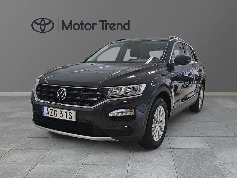Grå Begagnad 2022 VW T-Roc SUV | 249 900 kr (Marknadspris) - Bild 1/4