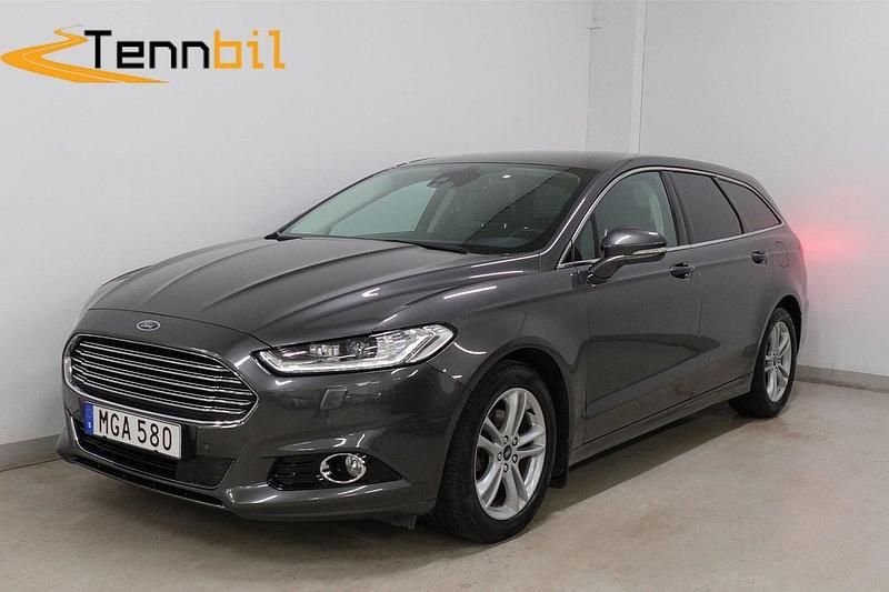 Grå Begagnad 2016 Ford Mondeo Business Edition Kombi | 139 900 kr (Marknadspris) - Bild 1/4