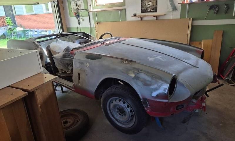 Begagnad Triumph Spitfire 75 HK (55 kW) 1968 Färgen mestadels bortslipad Cab