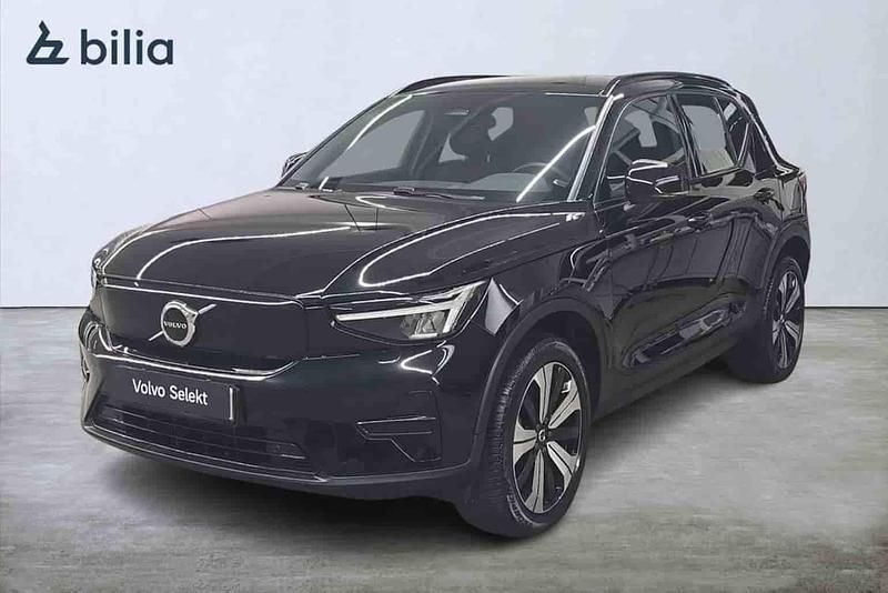 Begagnad Volvo XC40 Single Motor 154 kW (210 HK) 2023 Svart SUV