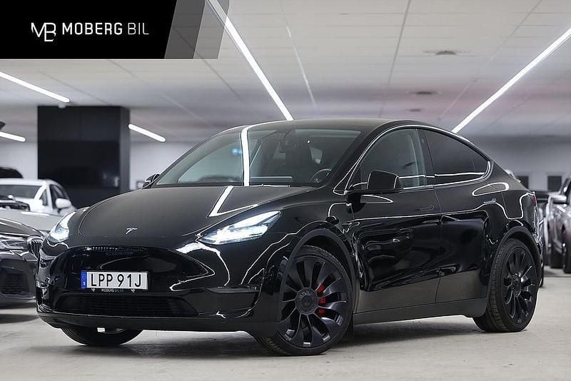 Svart Begagnad 2022 Tesla Model Y Performance SUV | 419 900 kr (Lite dyr) - Bild 1/3