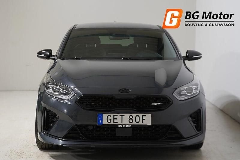 Begagnad Kia ProCeed GT 204 HK (150 kW) 2019 Grå Kombi