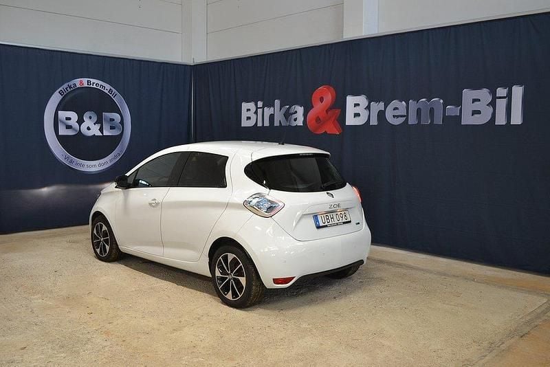 Begagnad Renault Zoe 80 kW (109 HK) 2018 Vit Halvkombi