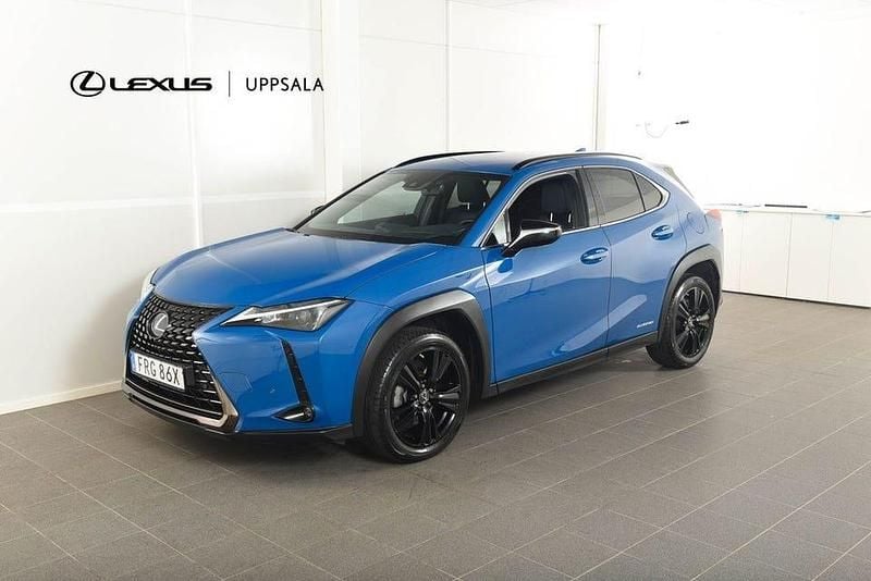 Blå Begagnad 2021 Lexus UX 250h SUV | 289 900 kr (Marknadspris) - Bild 1/4