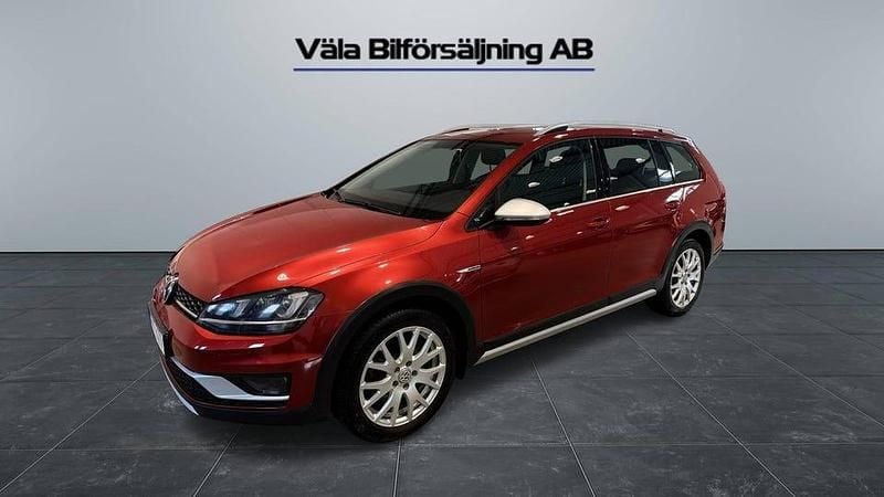 Röd Begagnad 2015 VW Golf Alltrack Kombi | 164 900 kr (Bra pris) - Bild 1/4