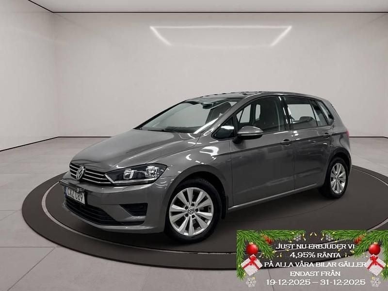 Grå Begagnad 2015 VW Golf SUV | 109 900 kr (Lite dyr) - Bild 1/3