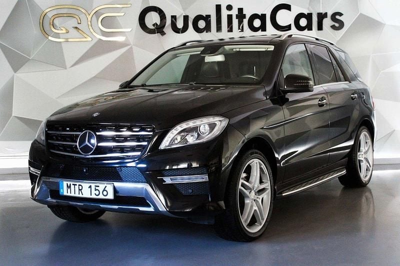 Svart Begagnad 2014 Mercedes ML350 AMG SUV | 249 900 kr (Marknadspris) - Bild 1/4