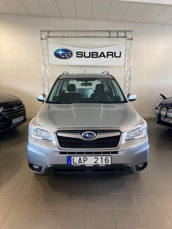 Silver Begagnad 2013 Subaru Forester SUV | 129 000 kr (Marknadspris) - Bild 1/4