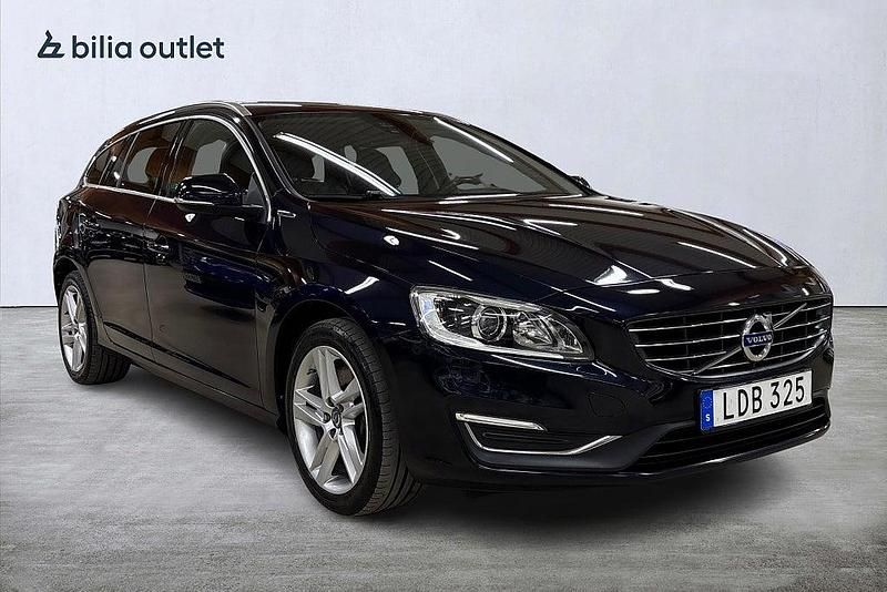 Begagnad Volvo V60 Summum 231 HK (169 kW) 2016 Blå Kombi