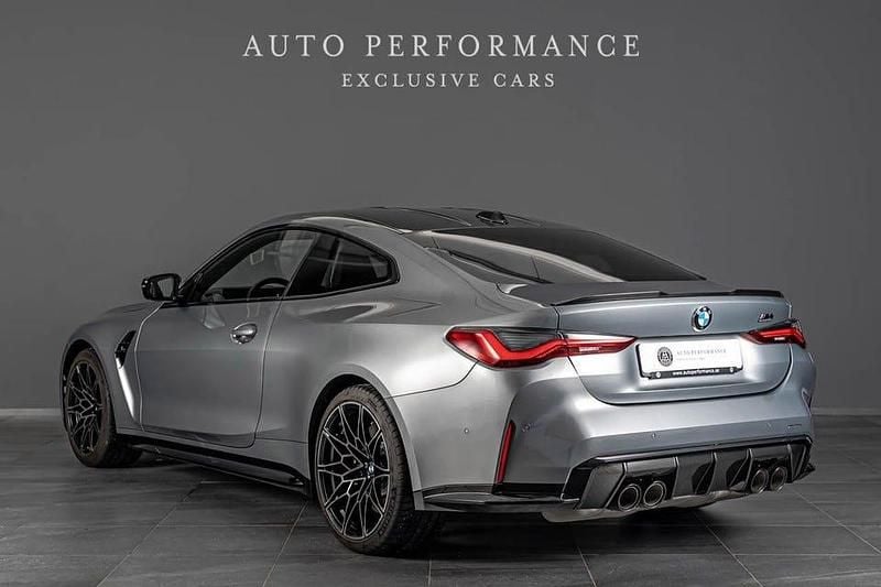 Begagnad BMW M4 Competition Edition 510 HK (375 kW) 2024 Grå metallic Sportkupé