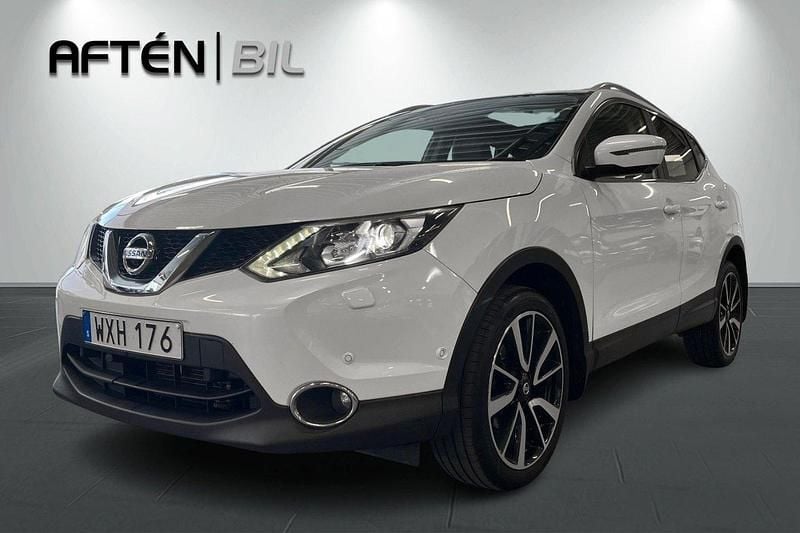 Vit Begagnad 2017 Nissan Qashqai Tekna SUV | 134 000 kr (Bra pris) - Bild 1/3