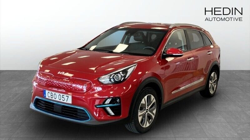Röd (red) Begagnad 2022 Kia e-Niro SUV | 254 900 kr (Superpris) - Bild 1/4
