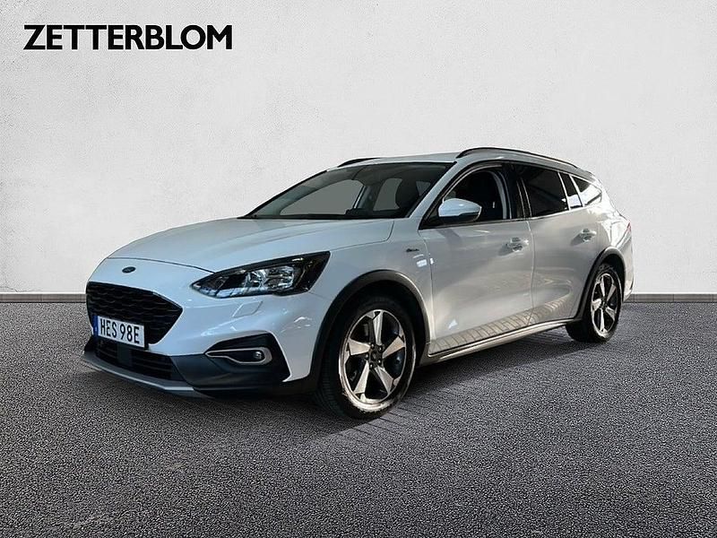 Vit Begagnad 2020 Ford Focus Active Kombi | 184 900 kr (Marknadspris) - Bild 1/4