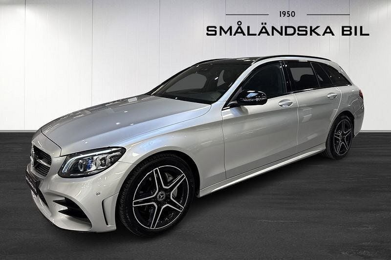 Silver Begagnad 2018 Mercedes C200 AMG line Kombi | 309 000 kr (Dyr) - Bild 1/4
