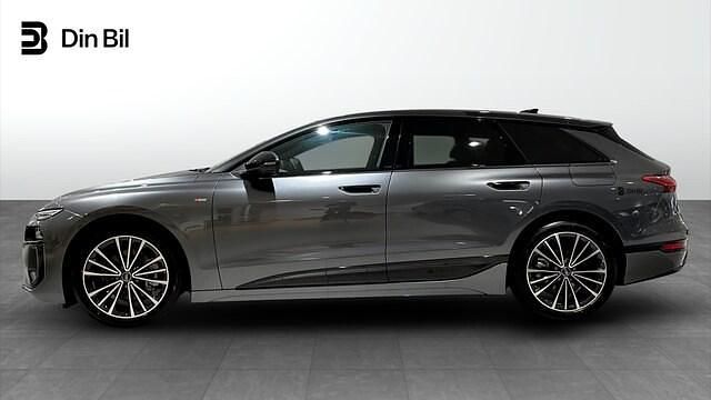 Begagnad Audi A6 e-tron Design 210 kW (286 HK) 2025 Grå Kombi