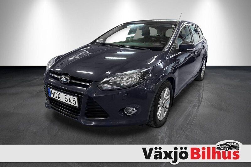Grå Begagnad 2012 Ford Focus Titanium Kombi | 77 900 kr (Lite dyr) - Bild 1/4