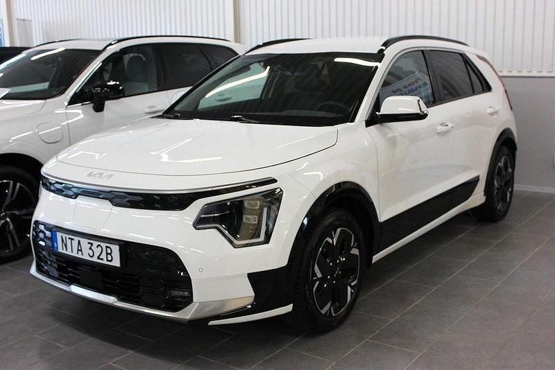 Vit Begagnad 2022 Kia e-Niro Advance SUV | 338 500 kr - Bild 1/4