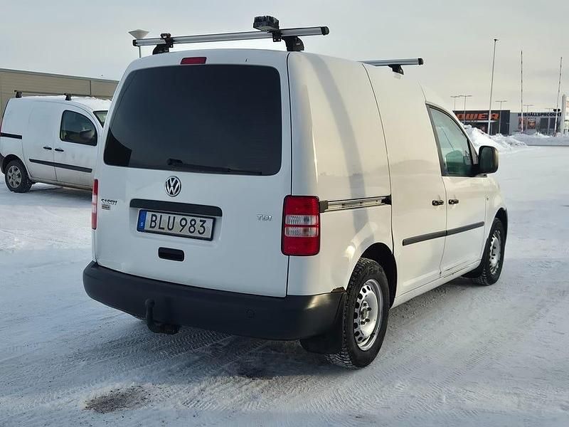 Begagnad VW Caddy 75 HK (55 kW) 2014 Vit Minibuss
