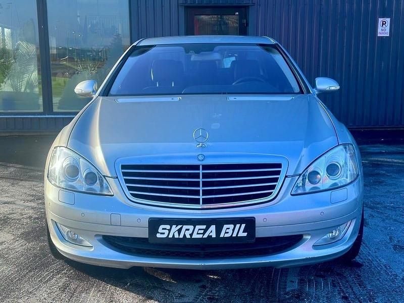 Begagnad Mercedes S350 276 HK (202 kW) 2008 Silver