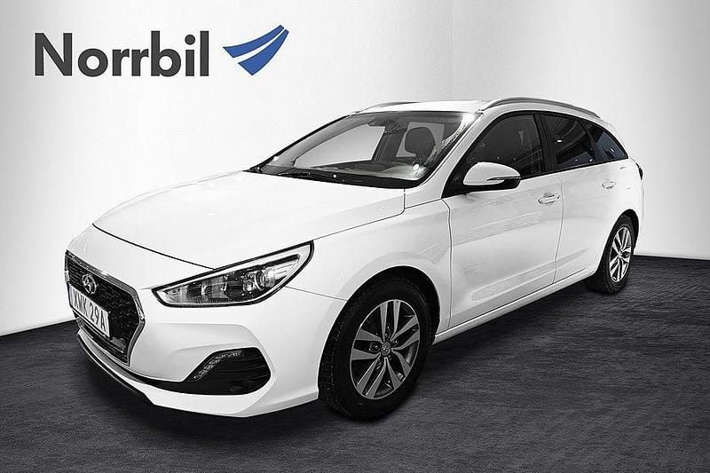 Begagnad Hyundai i30 Edition+ 140 HK (102 kW) 2019 Vit Kombi