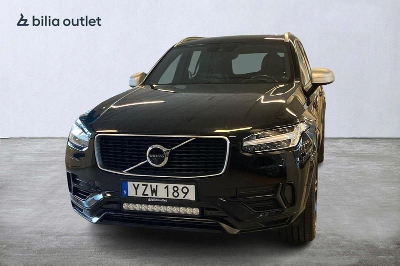 Svart Begagnad 2018 Volvo XC90 R-Design SUV | 439 900 kr (Marknadspris) - Bild 1/4