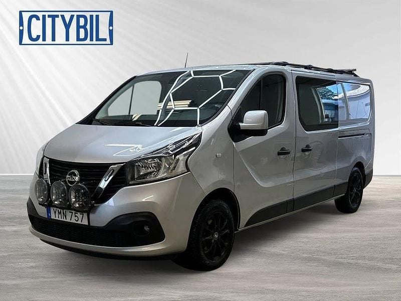 Silver Begagnad 2018 Nissan NV300 Van | 239 900 kr (Marknadspris) - Bild 1/4